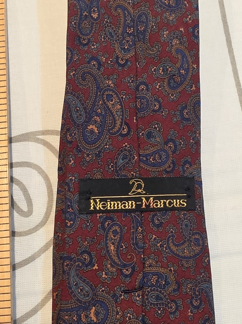 Neiman Marcus Men's Burgundy Paisley Silk Tie with Blue Accents